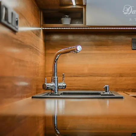 Apartment Business Europa22 Airport Lotnisko Premium Wysoka Jakosc Quality Otwarty Dla Gosci Biznesowych Niemasowosc Izolatorium Bon Turystyczny Sterylne Warunki Kwarantanna Badz Biurowa Praca Zdalna Warsaw