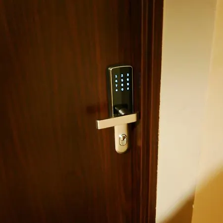 Apartment Business Europa22 Airport Lotnisko Premium Wysoka Jakosc Quality Otwarty Dla Gosci Biznesowych Niemasowosc Izolatorium Bon Turystyczny Sterylne Warunki Kwarantanna Badz Biurowa Praca Zdalna *