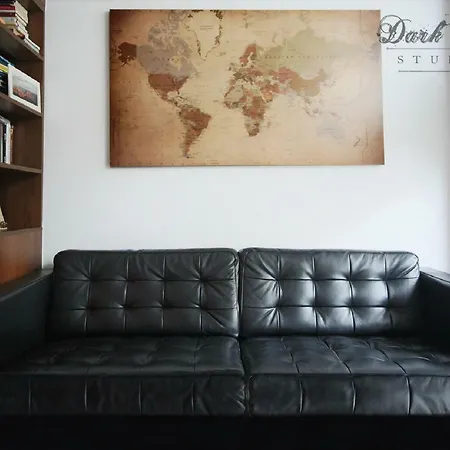 Business Europa22 Airport Lotnisko Premium Wysoka Jakosc Quality Otwarty Dla Gosci Biznesowych Niemasowosc Izolatorium Bon Turystyczny Sterylne Warunki Kwarantanna Badz Biurowa Praca Zdalna Apartment Warsaw